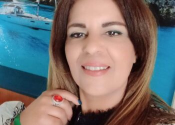 تَمَعَّــنْ و حَدّقْ مليــًّا فهلْ …