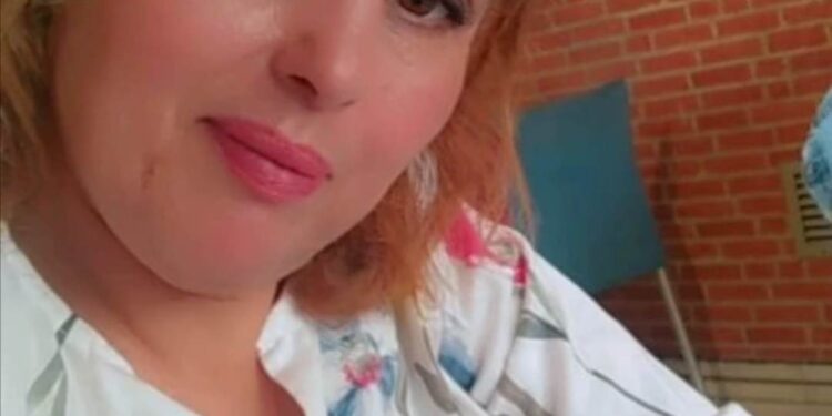 لصة محترفة…