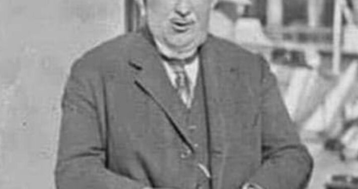 هل تعرفون هذا الرجل …