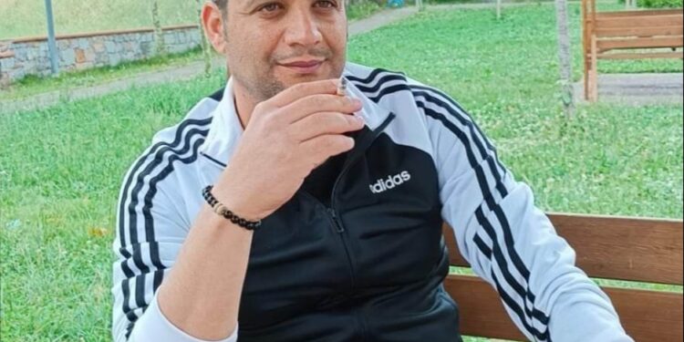 وقفت مع الأمل …