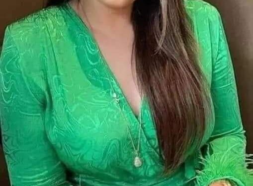 قالت : عشقت الشيب فيك لأنني