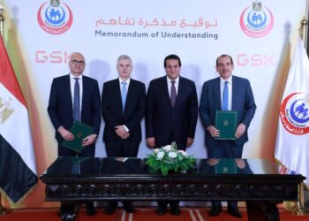 وزير الصحة يشهد توقيع مذكرة تفاهم مع شركة” GSK