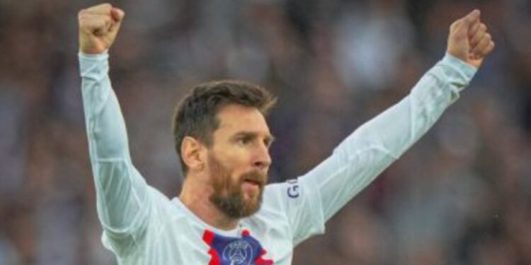 خطوات تفصل ميسي عن العودة إلى برشلونة