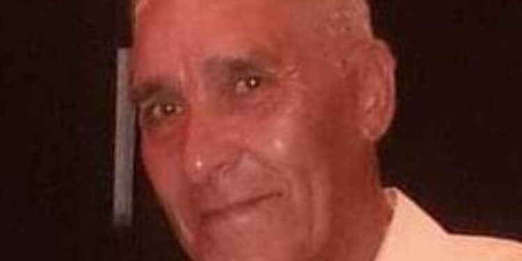 قطراتك العطشى…