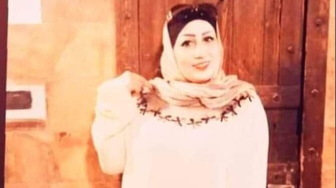 في لحظة ما …