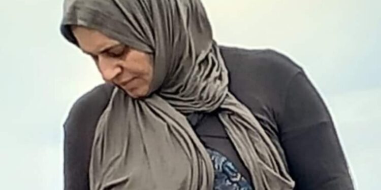 غير أنّني لا أشبه أحدا …