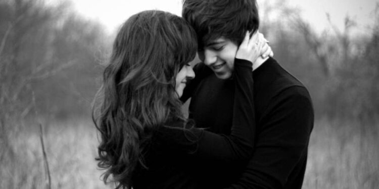 مهما موج الحزن يعلا …