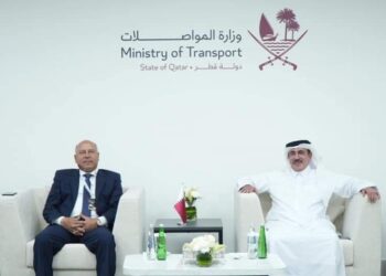 وزير النقل يلتقي نظيره القطري لبحث التعاون في مجالات  النقل المختلفة