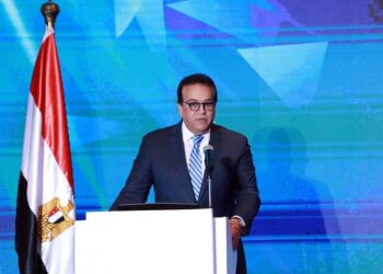 وزير الصحة: القيادة السياسية تولي اهتمامًا كبيرًا لمكافحة الأورام السرطانية