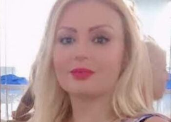 أغلقت النافذة …