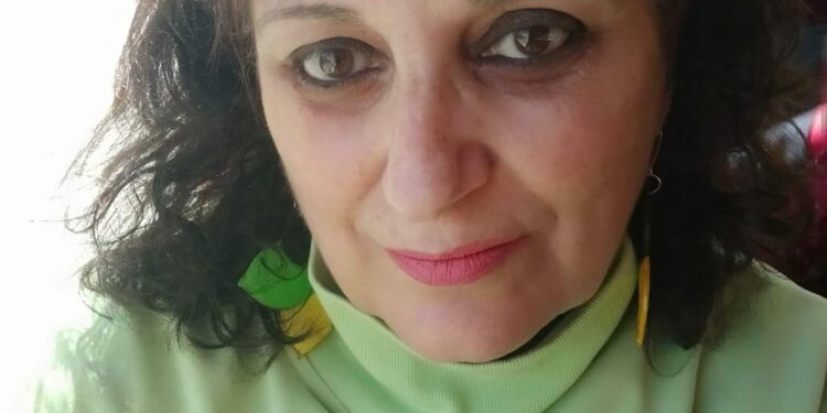 امْرَأةُ الكَهْفِ