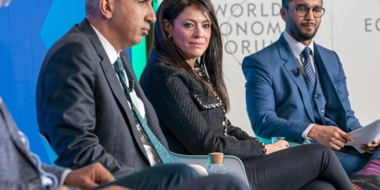 وزيرة التعاون الدولي تواصل مشاركتها في فعاليات قمة النمو 2023