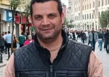 سوري بين جدران الهوى …