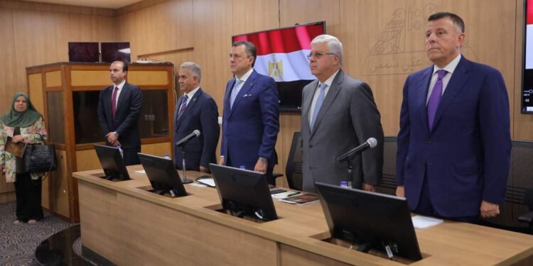 وزيرا السياحة والتعليم العالي يفتتحان متحف قصر الزعفران