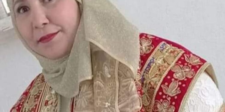 كل القصائد تخرس …