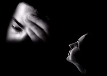 أن تُسجن خلف ألف باب