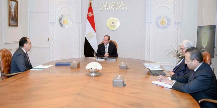 السيسي يلتقي ورئيس الوزراء ووزير التعليم العالي