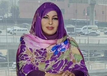 هنا لا يُضايقُني أيُّ شيءْ …