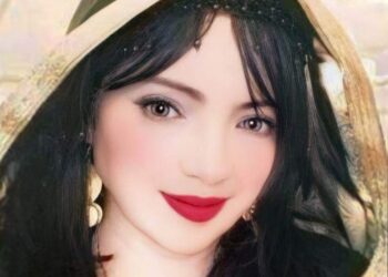 يا ربّةَ أقواسٍ قزحيةٍ …