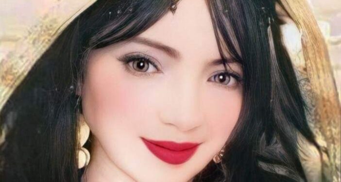 يا ربّةَ أقواسٍ قزحيةٍ …