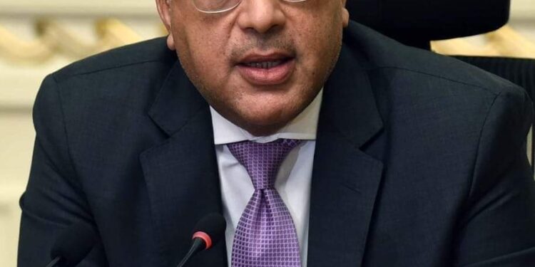 رئيس الوزراء يهنئ الرئيس السيسي بذكرى ثورة 30 يونيو