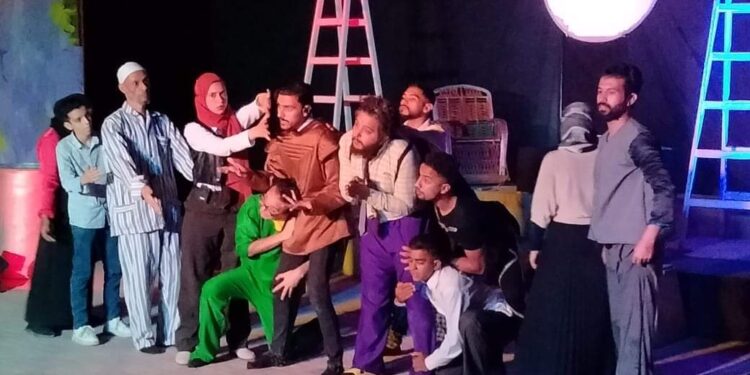 “أشياء الليل”.. عرض مسرحي لثقافة سمالوط بالمنيا …