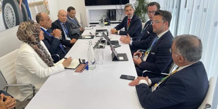 لقاءات مكثفة لوفد وزارة الطيران المدني مع ممثلي كبرى الكيانات الإقتصادية