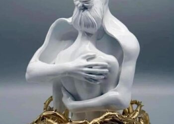 « مخالفة شوق » كلمات الشاعرة  سارة زيادة …