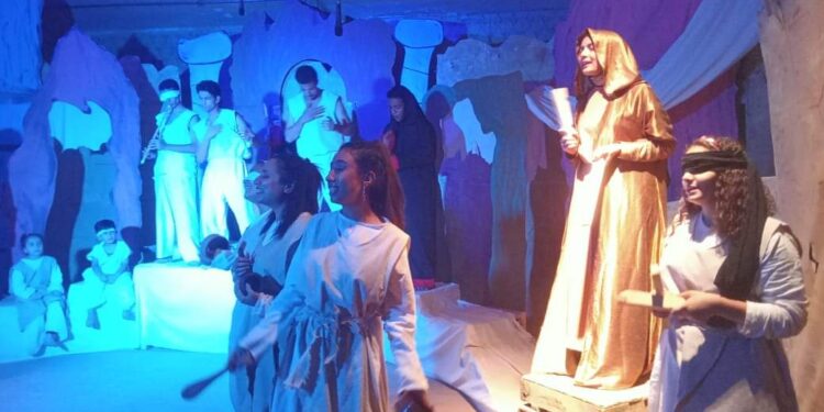 استمرار ليالي العرض المسرحي “عين الشفق” بثقافة ديروط …