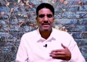 أنت لا تعرف لماذا الله ينجيك..؟!