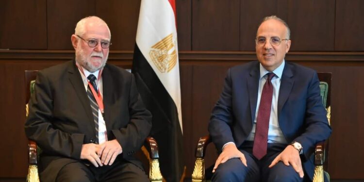 الدكتور سويلم يلتقى وزير المياه الناميبي …