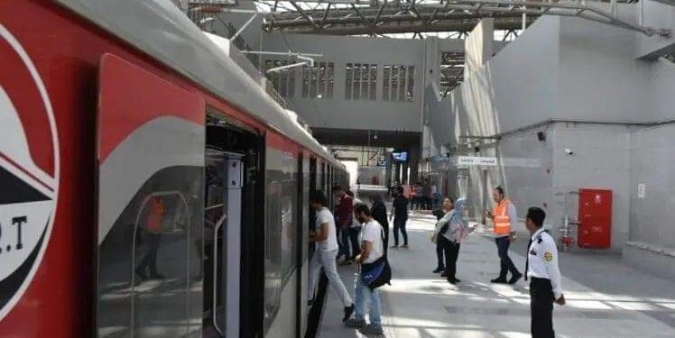 انتظام حركة تشغيل القطارات في خطوط المترو الثلاثة