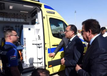 رئيس الوزراء ووزير الصحة يشهدان إطلاق حملة “100 يوم صحة