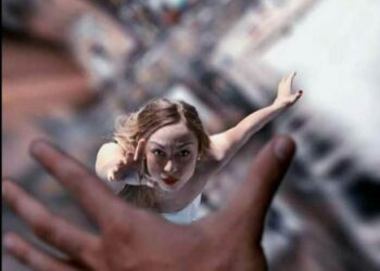 آمنت بقلبك الخاين …