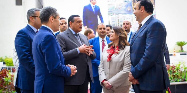 وزيرا الهجرة والتنمية المحلية ومحافظ الغربية يتفقدون مركز السلامة الوطنية …