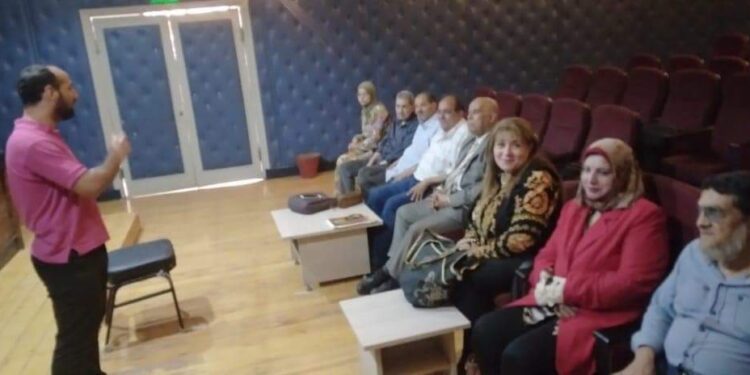 “الثورة البيضاء والوعي المصري” في نقاشات نادي أدب ثقافة الجيزة …