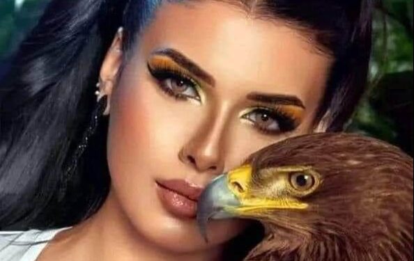 أنت  القمر المخطوف