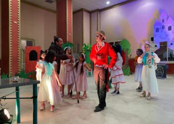 مسرح الطفل بثقافة سوهاج يقدم “حكايات عروسة المولد” …