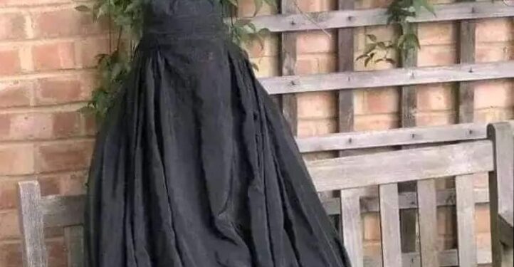 زعـمـوا أنّ …