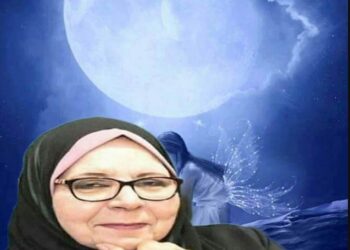 « انا والقمر » للشاعرة ميمي محمود عبدالجليل …