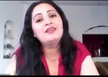 « شَعري طائش »  بقلم الشاعرة …سونيا فرجاني