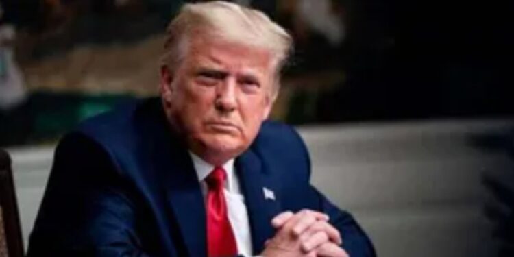 سي إن إن»: ترامب يغادر المحكمة دون كفالة