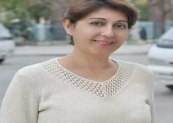 انا امرأة مضرّجة بالصخر …