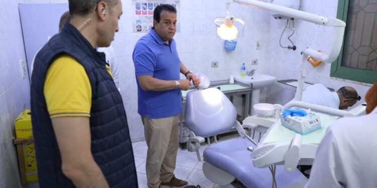وزير الصحة يتفقد حملة “100 يوم صحة” ومركز صحة المرأة بمدينة بنها