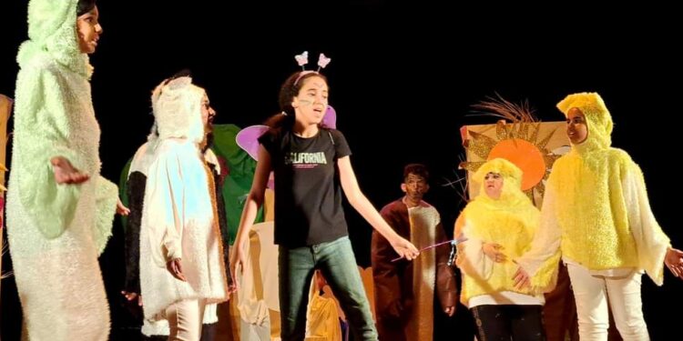 “ملك الغابة وبيت الفيل” عرض مسرحي للأطفال بثقافة السويس