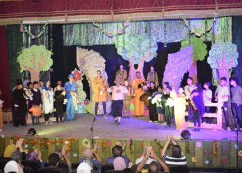 إستمرار عرض مسرحية الأطفال “طق طق ابن الغابة” بالمنيا