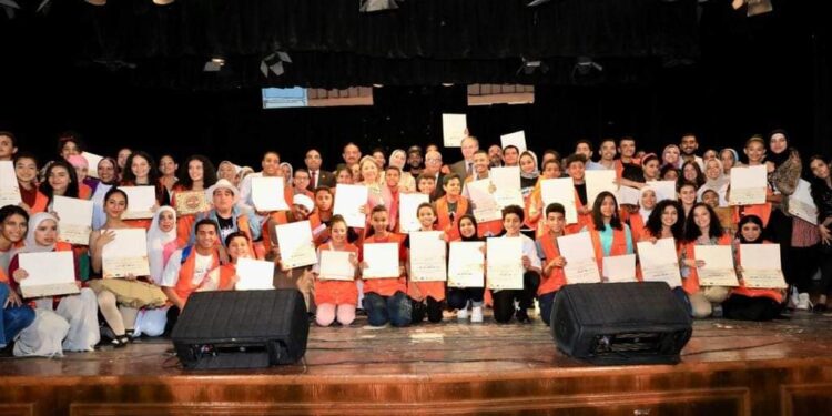 وزير التربية والتعليم يشهد الحفل الختامي للمسرح التفاعلي المدرسي