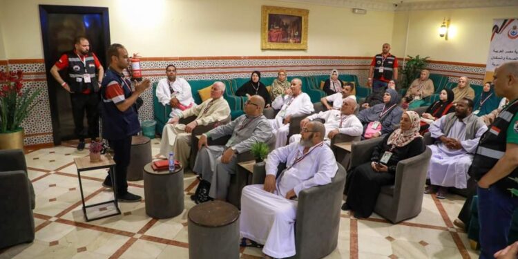 الصحة : البعثة الطبية المصرية قدمت خدماتها لـ 1503 حاج في عيادات مكة والمدينة