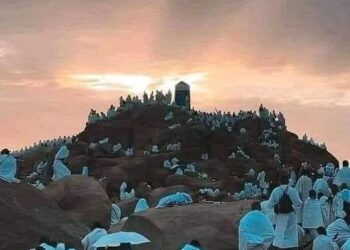 الفرق بين ليلة القدر ويوم عرفه …