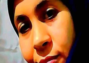 شظايا متناثرة …